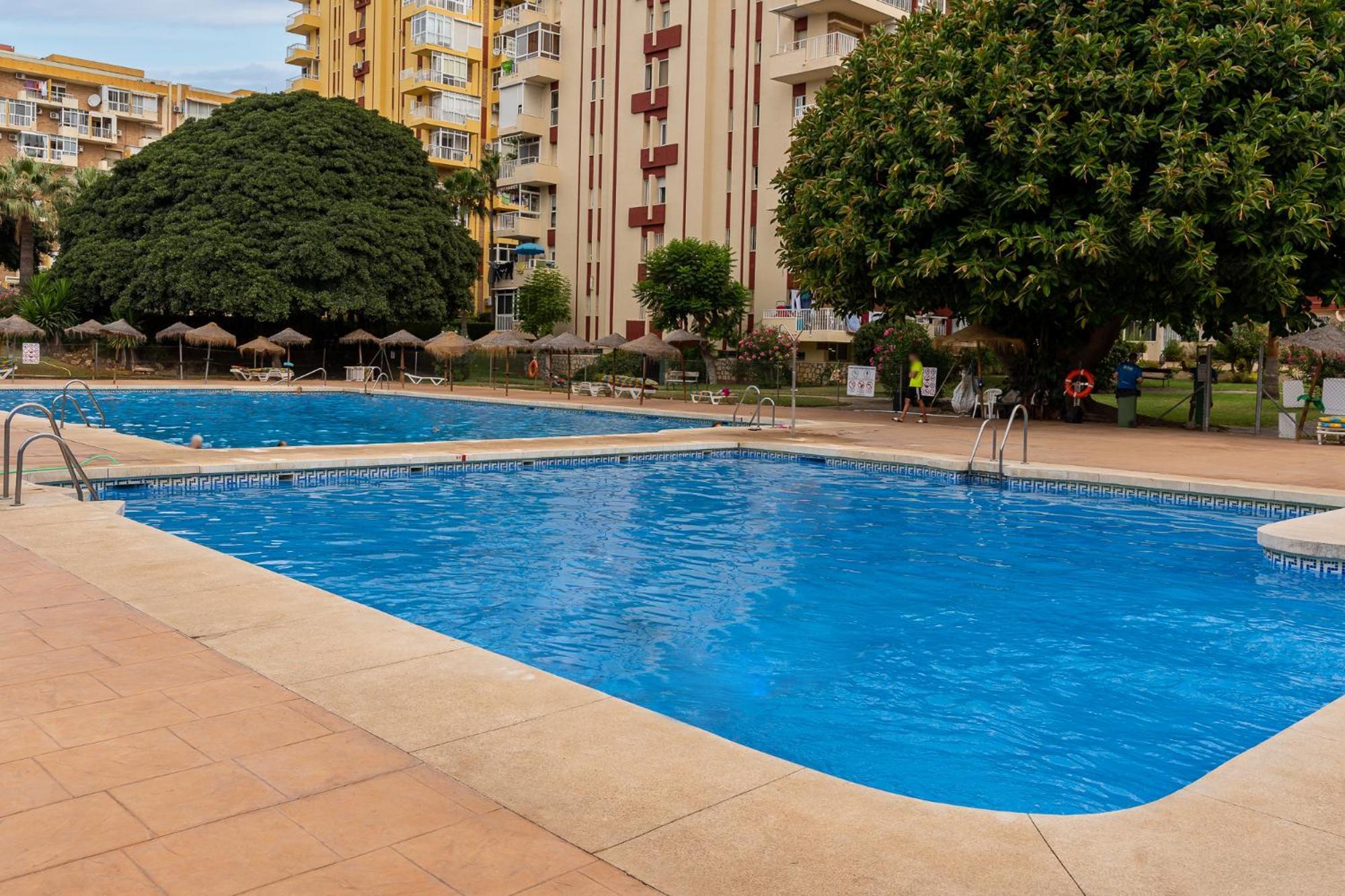 Blonzu Angola Lägenhet Benalmádena Exteriör bild